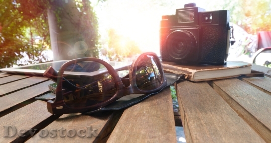 Devostock Wood Sunglasses Camera 34606 4K