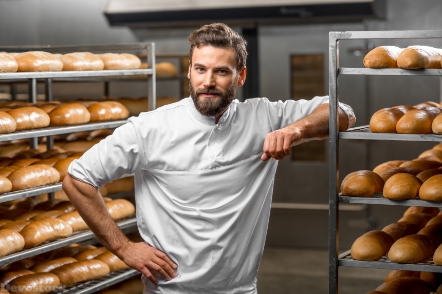 Devostock Beard Man Fresh Bread Glance Cook 4K