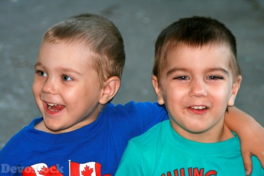 Devostock Brothers Twins Portrait 835170 4K