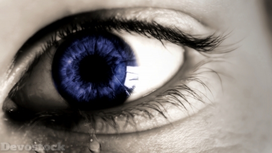 Devostock Eye Tear Sadness Cry 4K