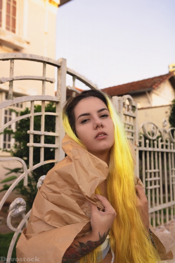 Devostock Girl Attractive Beautiful Beauty Yellow Hair 4K