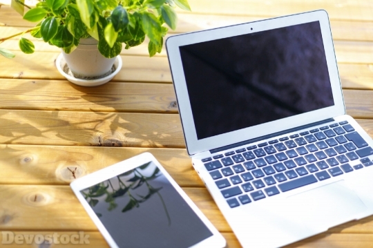Devostock Laptop Mobile Table Technology Modern Life 4k