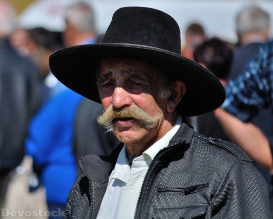 Devostock Man Old Hat Portrait 4K