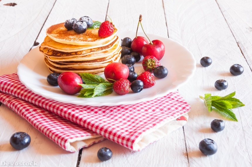Devostock Pancake Berry Blueberries Plate Food 4k