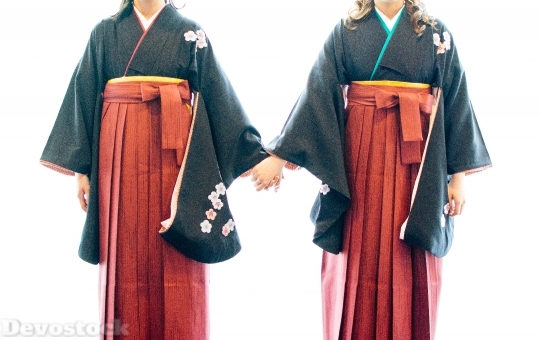 Devostock Two Girls Traditional Japanese Dress 4k