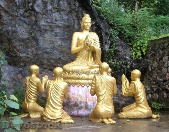 Devostock Buddist statues 