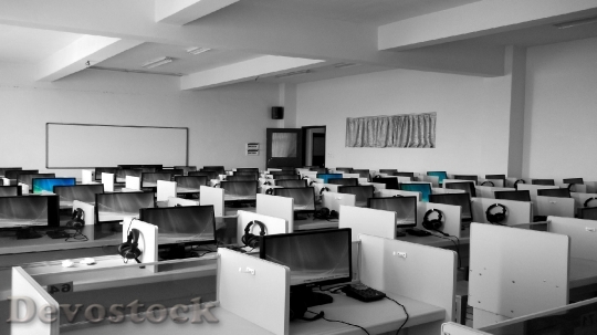 Devostock business-businessmen-classroom-267507