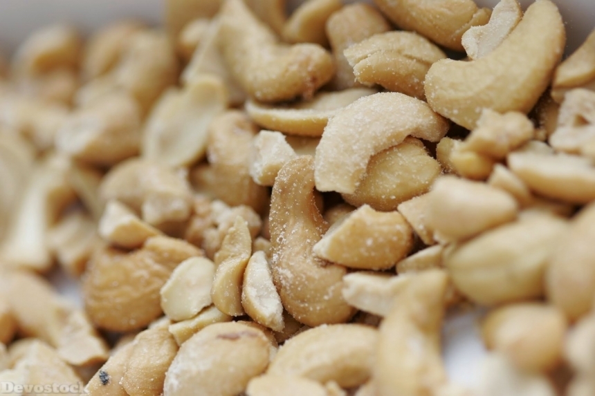 Devostock Cashew nuts  (36)