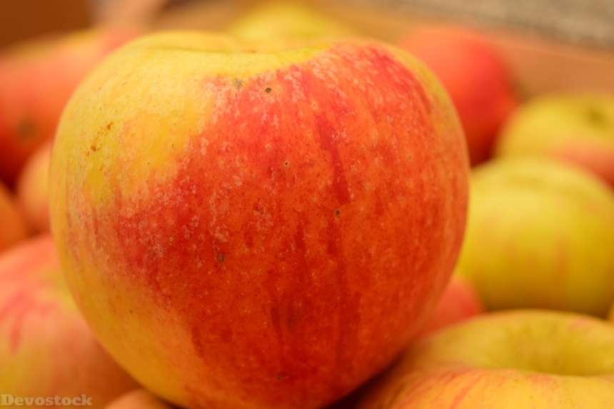 Devostock Apple Close Healthy Vitamins