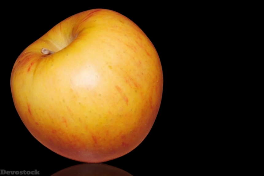 Devostock Apple Delicious Healthy Fruit