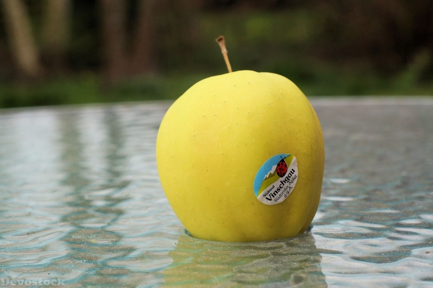 Devostock Apple Fruit Glass Table