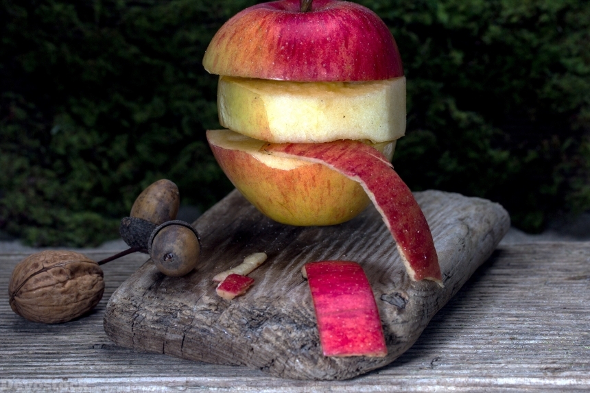 Devostock Apple Fruit Red Apple 3