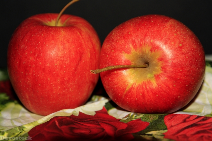 Devostock Apple Fruit Red Fruits 0