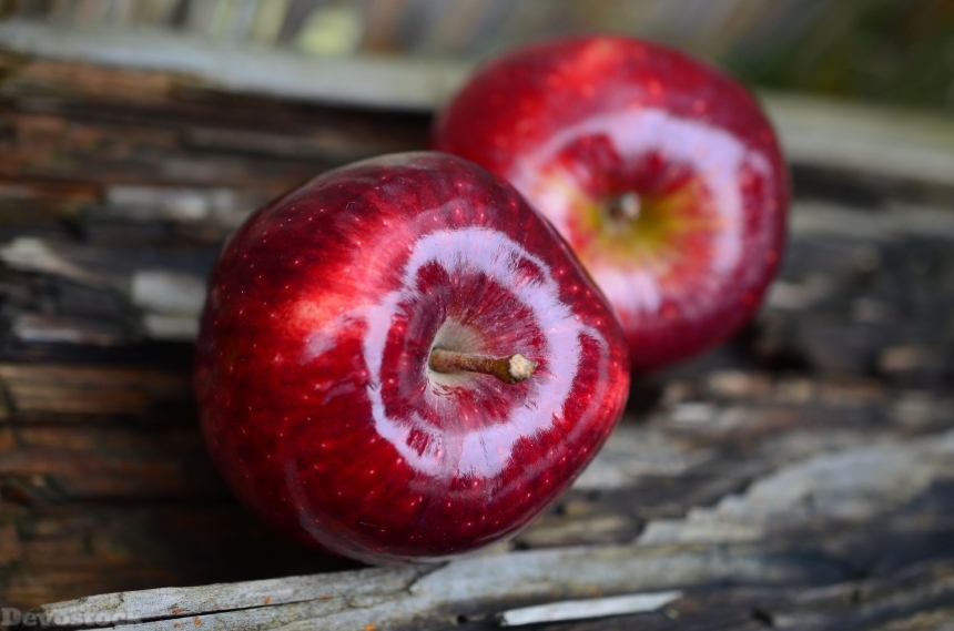 Devostock Apple Red Apple Fruit 2