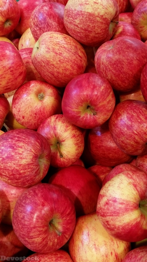 Devostock Apple Red Fruit Healthy 1