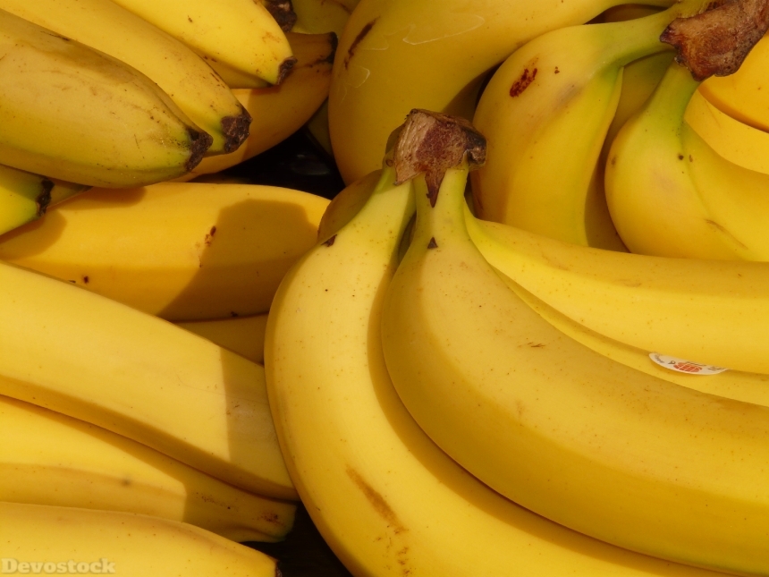 Devostock Banana Fruit Healthy Yellow 3