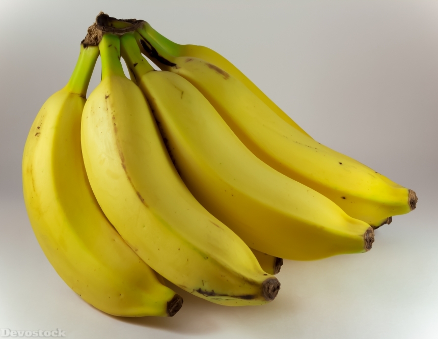 Devostock Banana Yellow Bunch Bananas