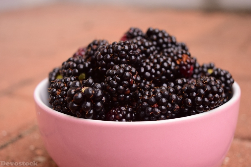Devostock Blackberries Bowl Fruit 1546147