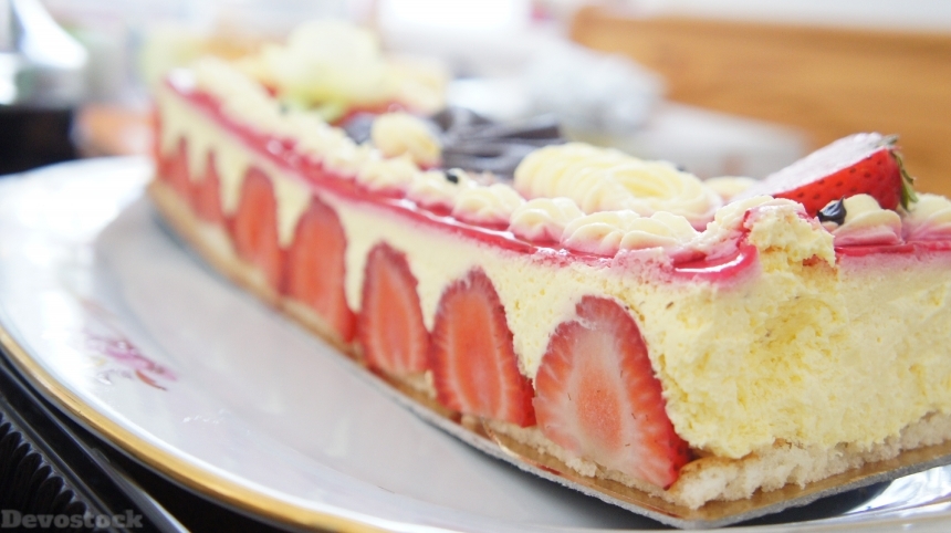 Devostock Cake Strawberry Fruit Cream