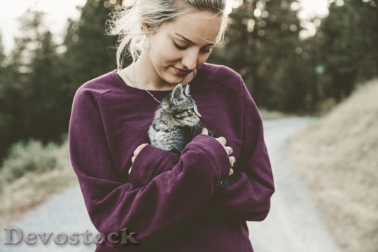 Devostock Cute Girl Cat Love Hug Nature 