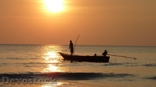 Devostock Fishing At Sunset Fischer
