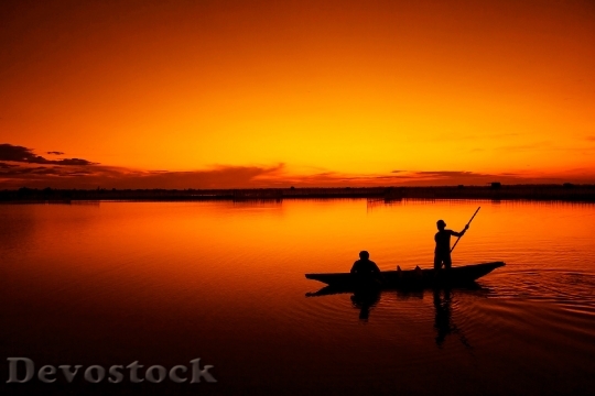 Devostock Fishing Boat Fisherman Tam Giang Lagoon 67872.jpeg