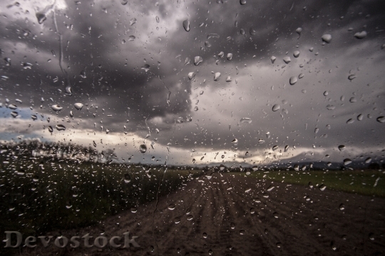 Devostock Glass Rainy Car Rain