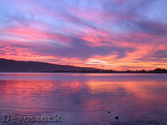 Devostock Lake Evening Sunset Abendstimmung 57705.jpeg