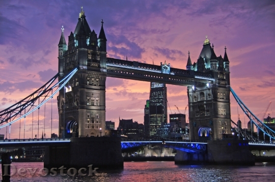 Devostock London Tower Bridge Bridge Monument 51363.jpeg