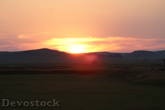 Devostock Montana Sunset Mountain Landscape