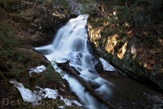 Devostock Nature Landscape Stream Waterfall 395711.jpeg