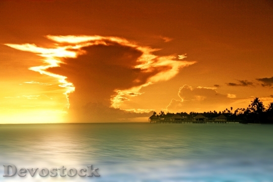 Devostock Ocean Clouds Sun Set