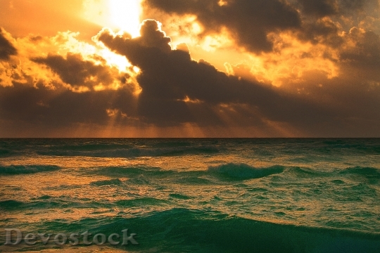 Devostock Ocean Sun Sky Sea