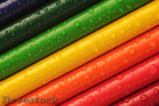 Devostock Pencils Crayons Colourful Rainbow 50721.jpeg