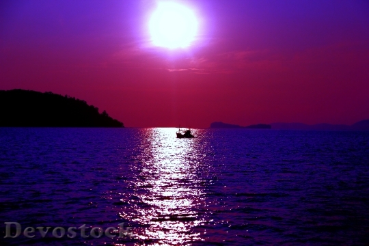 Devostock Purple Sea Ocean Sun