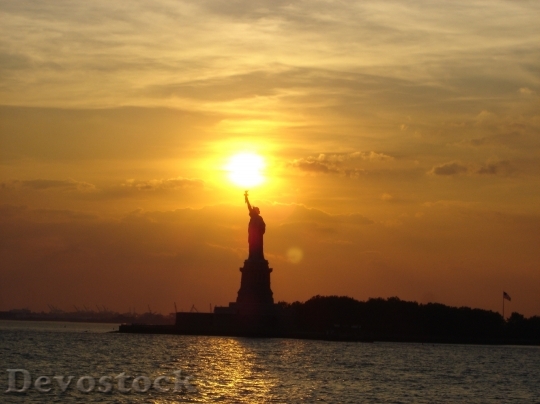 Devostock Statue Liberty New York 53