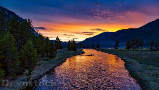 Devostock Yellowstone National Park Sunset