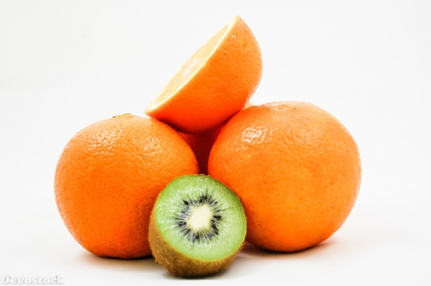 Devostock Orange fruit  (264)