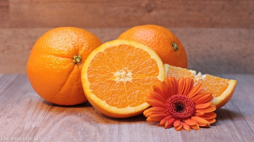 Devostock Orange fruit  (319)