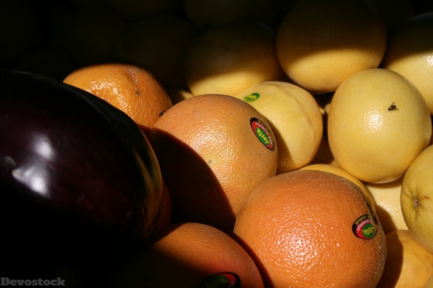 Devostock Orange fruit  (414)