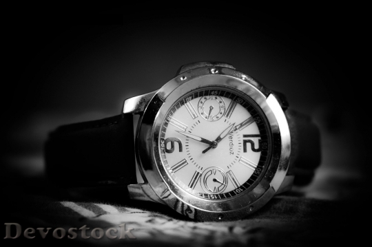Devostock watch clock  (318)