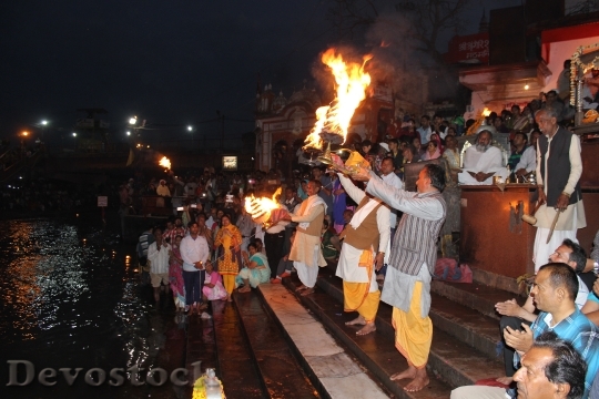 Devostock Aarti Ganga Haridwar Uttarakahand