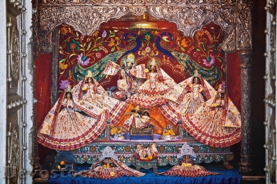 Devostock Altar India Krishna Lal