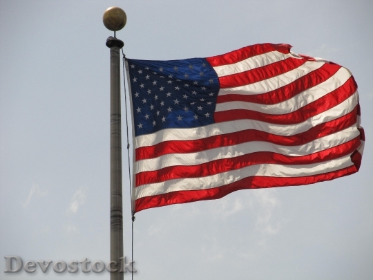 Devostock American Flag Flag Flying
