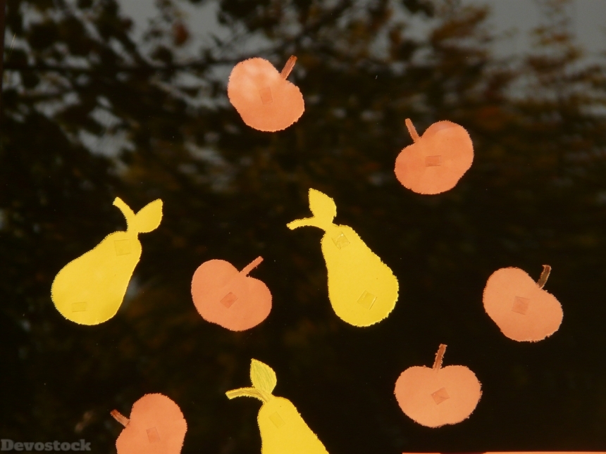 Devostock Apple Pear Tinker Window