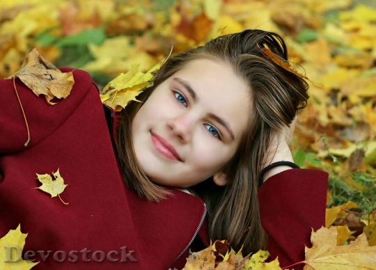 Devostock Autumn Girl Leaves Smile