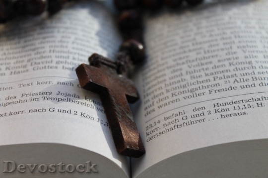 Devostock Book Bible Cross Rosary 0