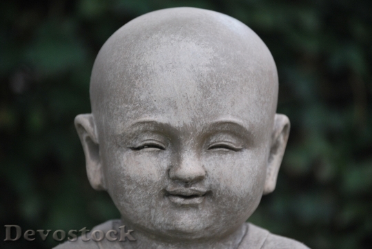 Devostock Buddha Head Image Close