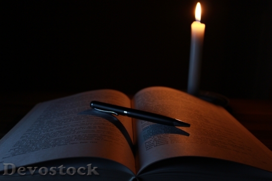 Devostock Candle Book Old Light