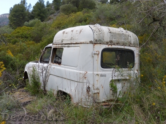 Devostock Car Abandoned Old Renault